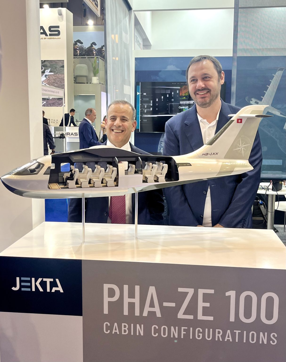 L to R Abdulla Almutareb, Chairman and CEO of Tahseen Aviation and CEO of JEKTA George Alafinov.