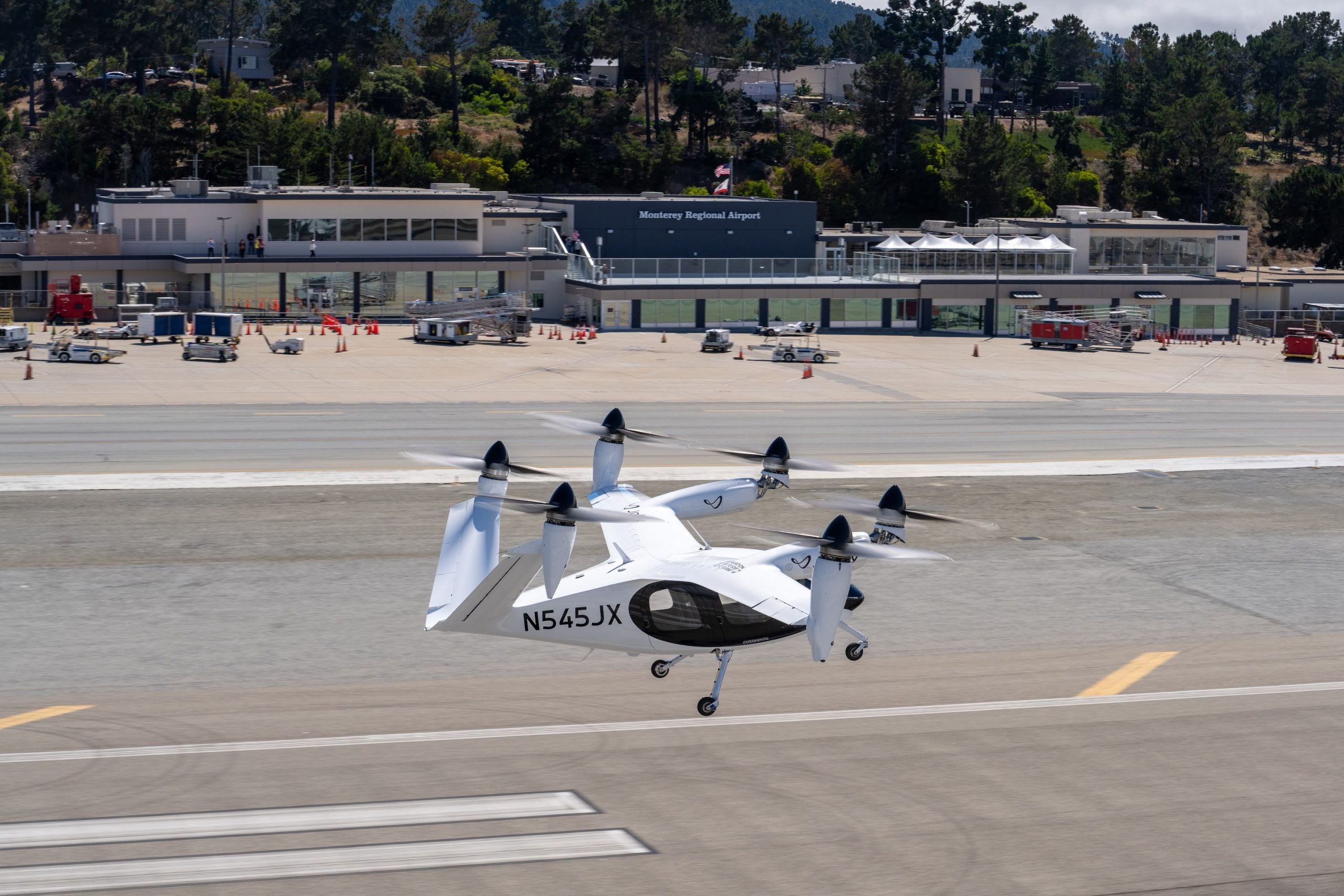 Joby’s aircraft arrives from Marina airport into Monterey airport, where it completed its first piloted flight between two public airports. Credit: Joby Aviation