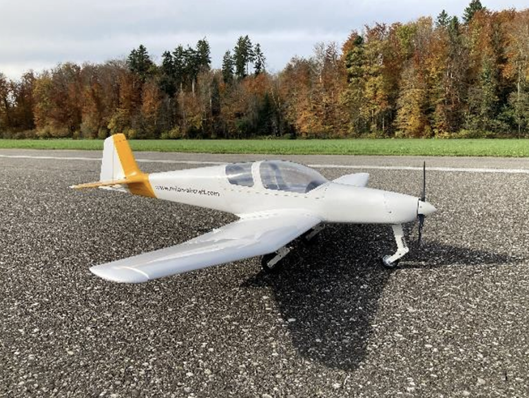The 1:7 scale demonstrator of the Milan Aircraft electric trainer is already successfully flying electrically.