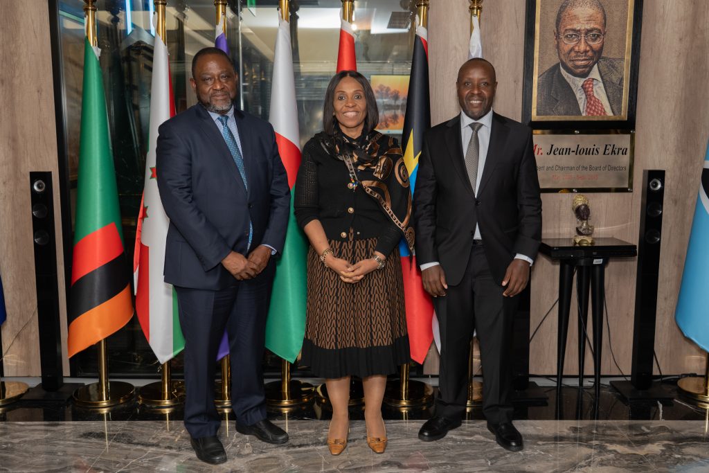 Mr Abdérahmane Berthé, AFRAA Secretary General, Mrs Kanayo Awani, Executive Vice President, Intra-African Trade and Export Development, Afreximbank and Mr Allan Kilavuka, Kenya Airways CEO