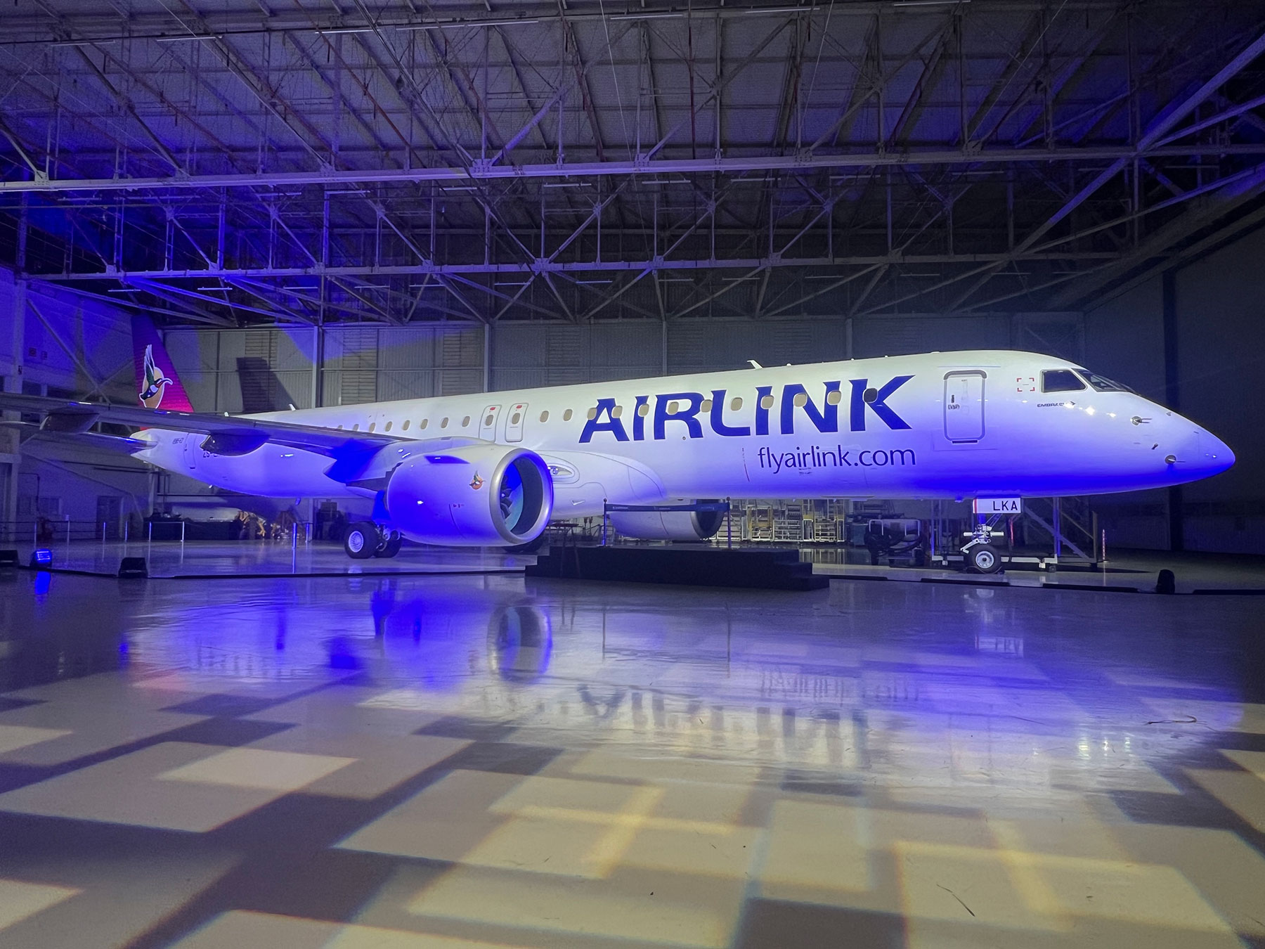 Airlink, Southern Africa’s premium airline, has concluded its lease agreement with Azorra with the formal acceptance of the first three of ten new Embraer E195-E2 jetliners.