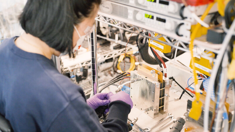 United Airlines liquid to fuel sustainability