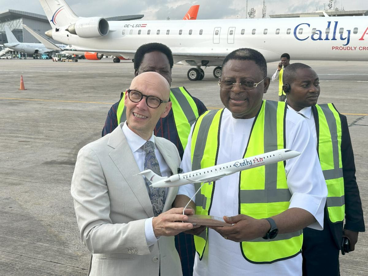 Mr. Christian Hatje, SVP Commercial and Managing Director of AFG Aviation Ireland Limited, with Prince Otu, Governor of Cross River State, Nigeria, overseeing the landmark deal.